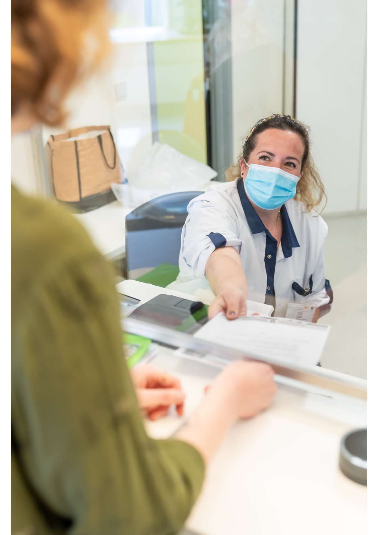 Hôpitaux Iris Sud - Photo 1